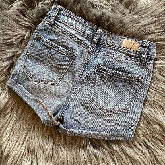 Tilly’s RSQ denim high rise cuff shorts, 7 - Picture 3 of 5